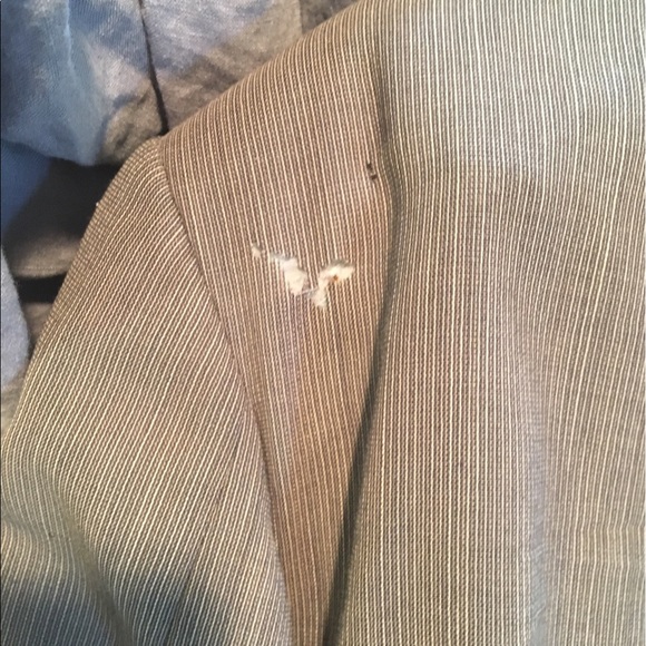 Bloomingdales Suit - Picture 7 of 8